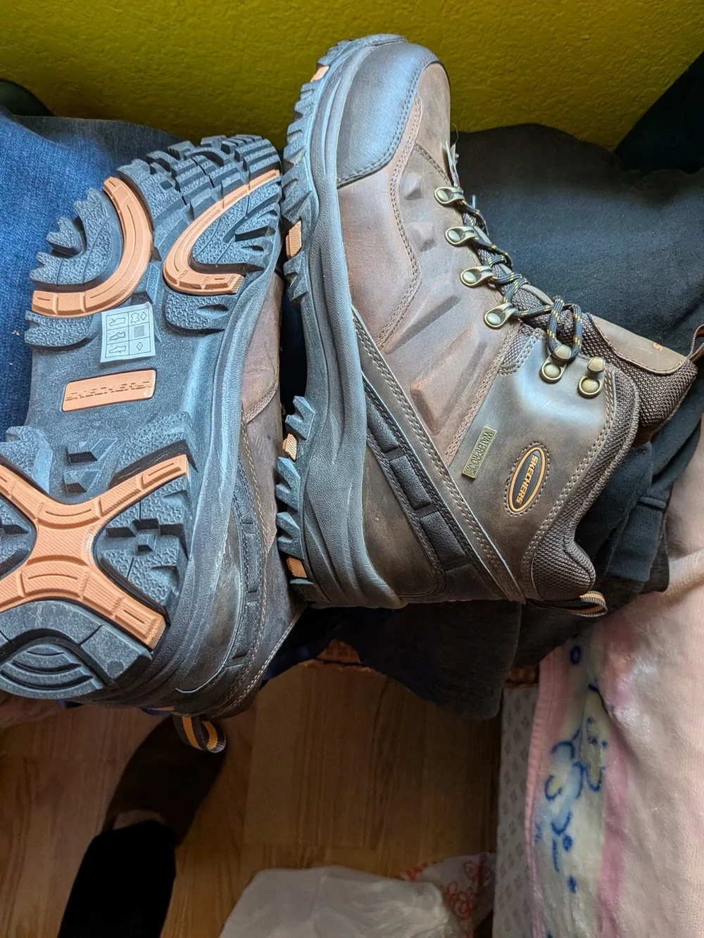 Skechers Men's Brown Waterproof Lace-Up Hiking Boots